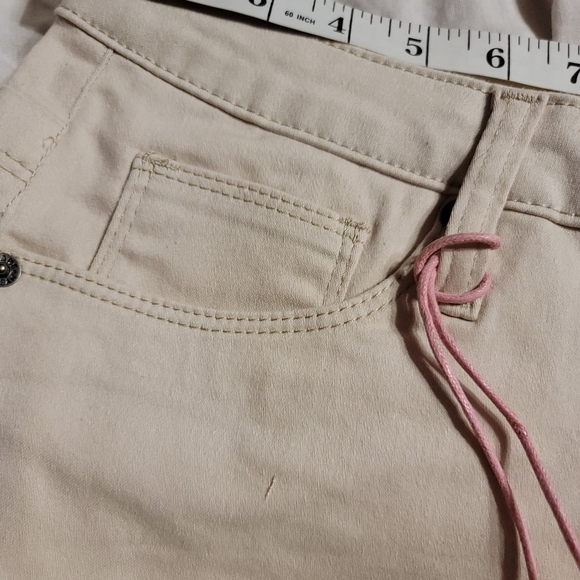 NWT Butt Lifting Khaki functional pockets Stretch Cotton Shorts size 16 - Picture 8 of 10
